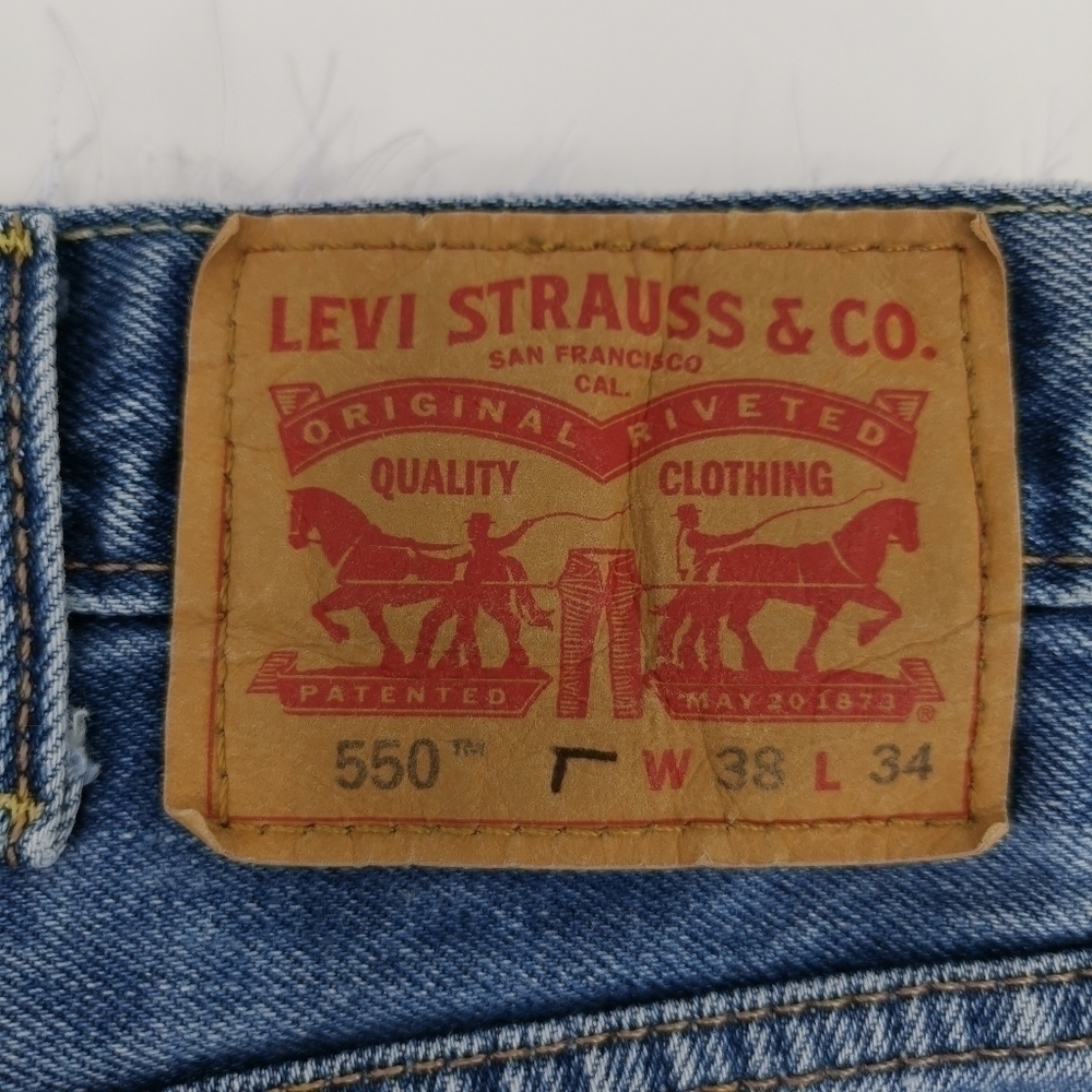 Levi's 550 Men's 38 x 34 Blue Cotton Regular Jeans - Picture 11 of 11